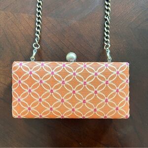 Kiss Lock Clutch Embroidered Case